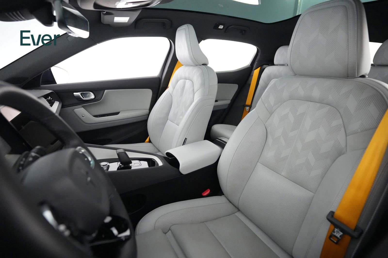 Used 2023 Polestar Polestar 2 w/ Pilot Pack AWD/4WD image 4