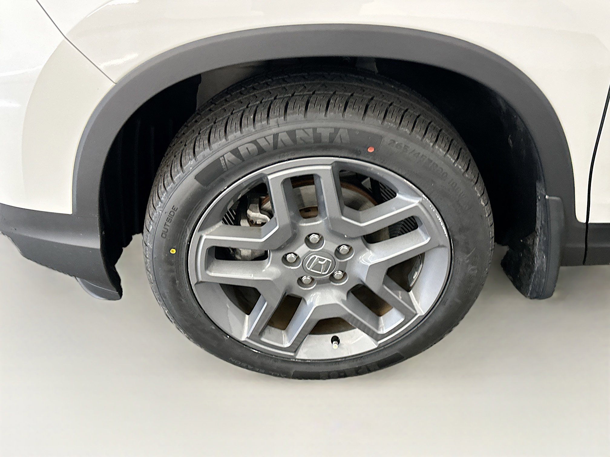 Used 2023 Honda Passport EX-L image 11