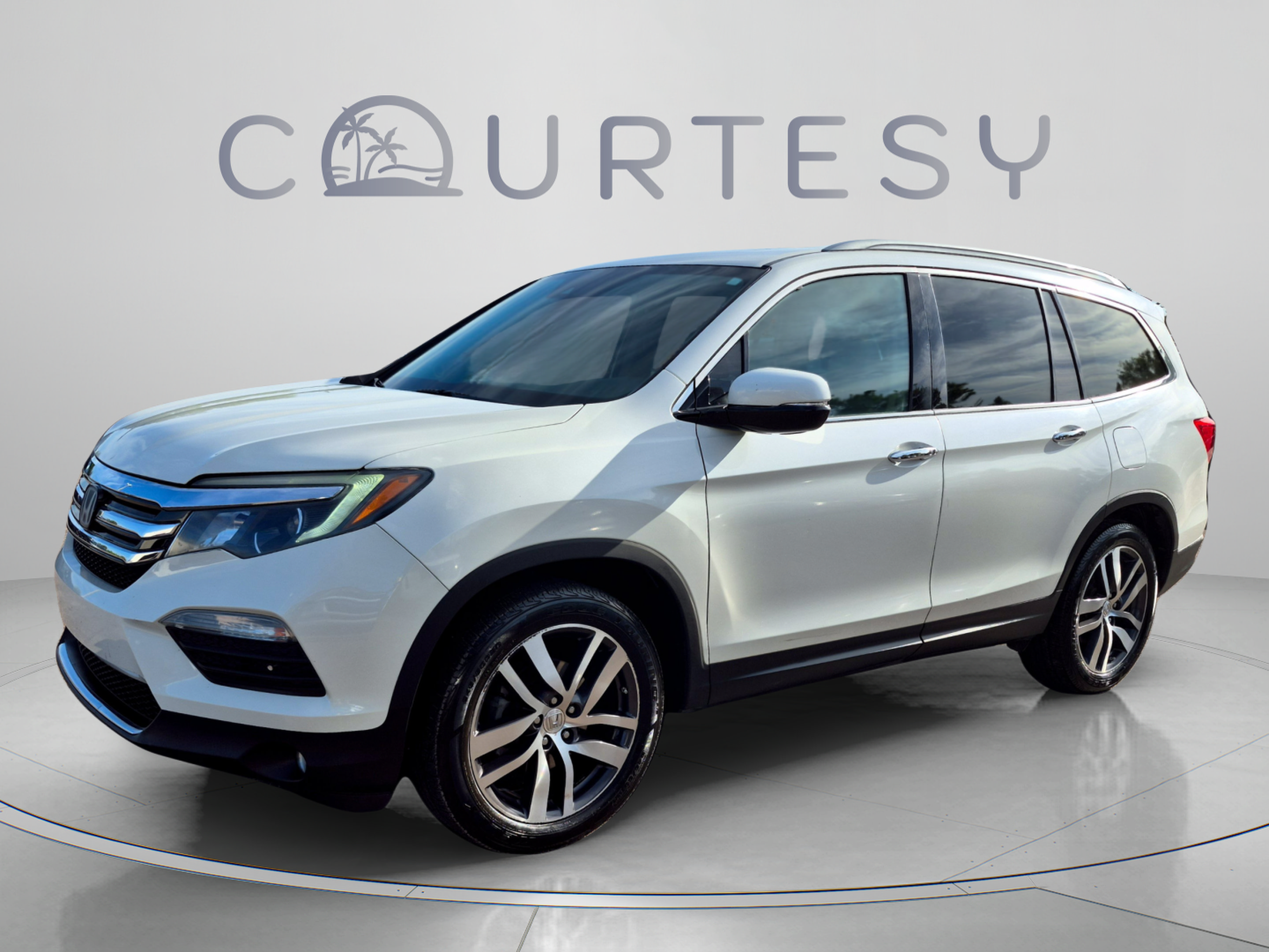 Used 2017 Honda Pilot Touring 360° Tour