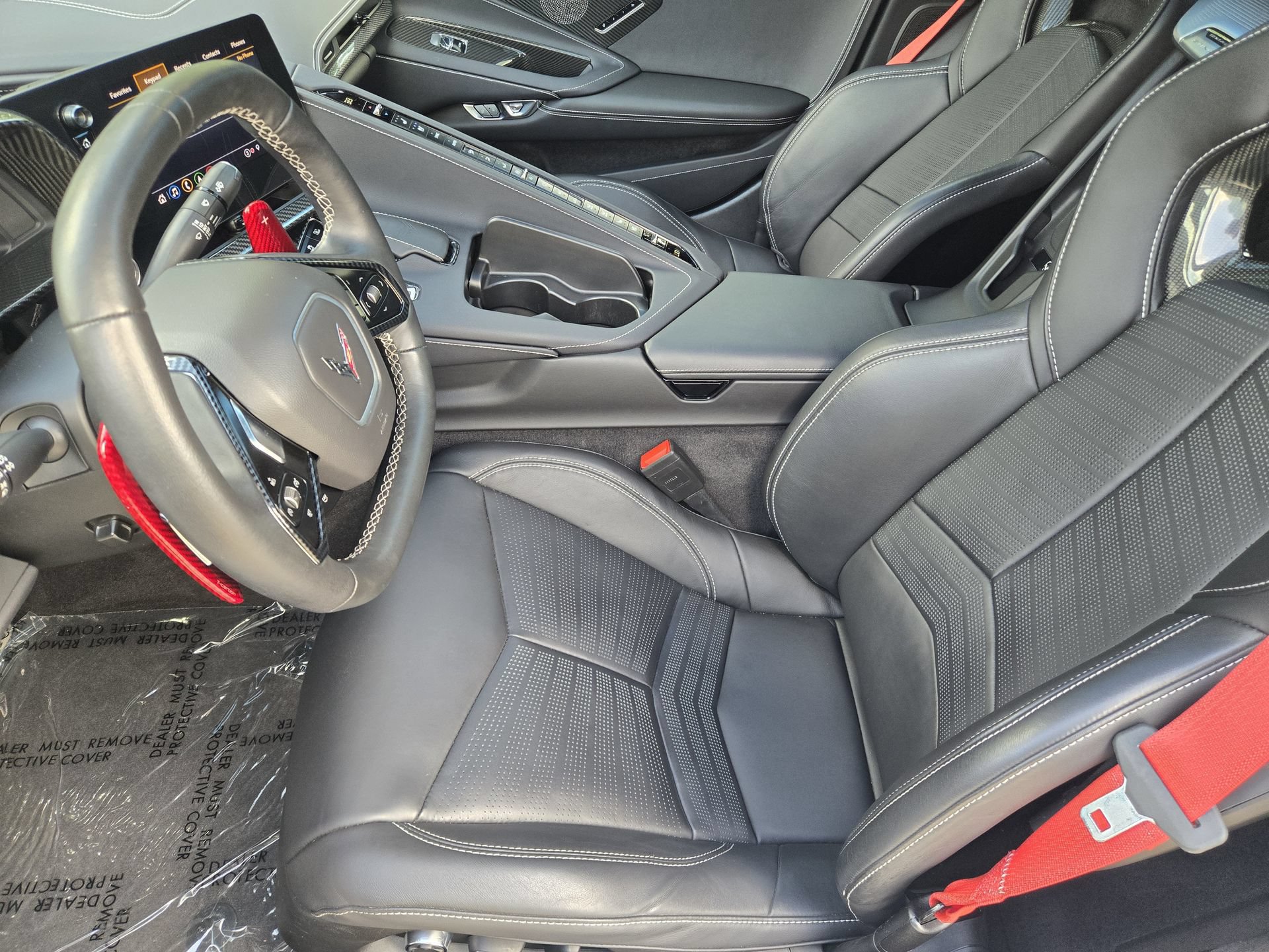 Used 2022 Chevrolet Corvette Stingray Preferred Cpe w/ Z51 Performance Package RWD image 3
