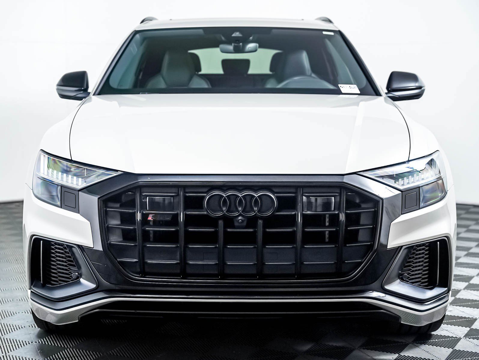 Used 2023 Audi SQ8 Premium Plus AWD/4WD image 9