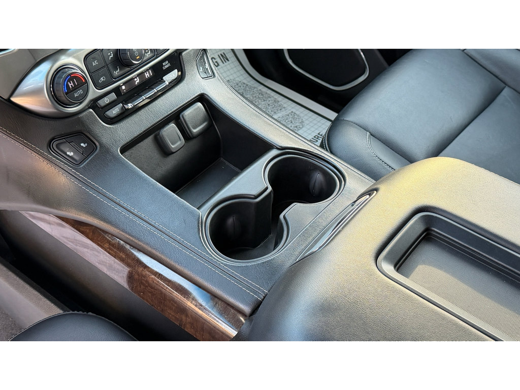 Used 2019 Chevrolet Suburban LT image 11