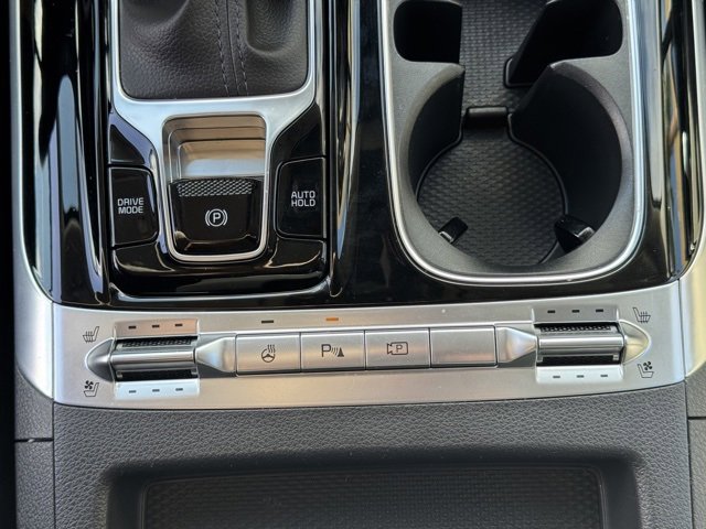 Certified 2024 Kia Carnival SX Prestige image 26