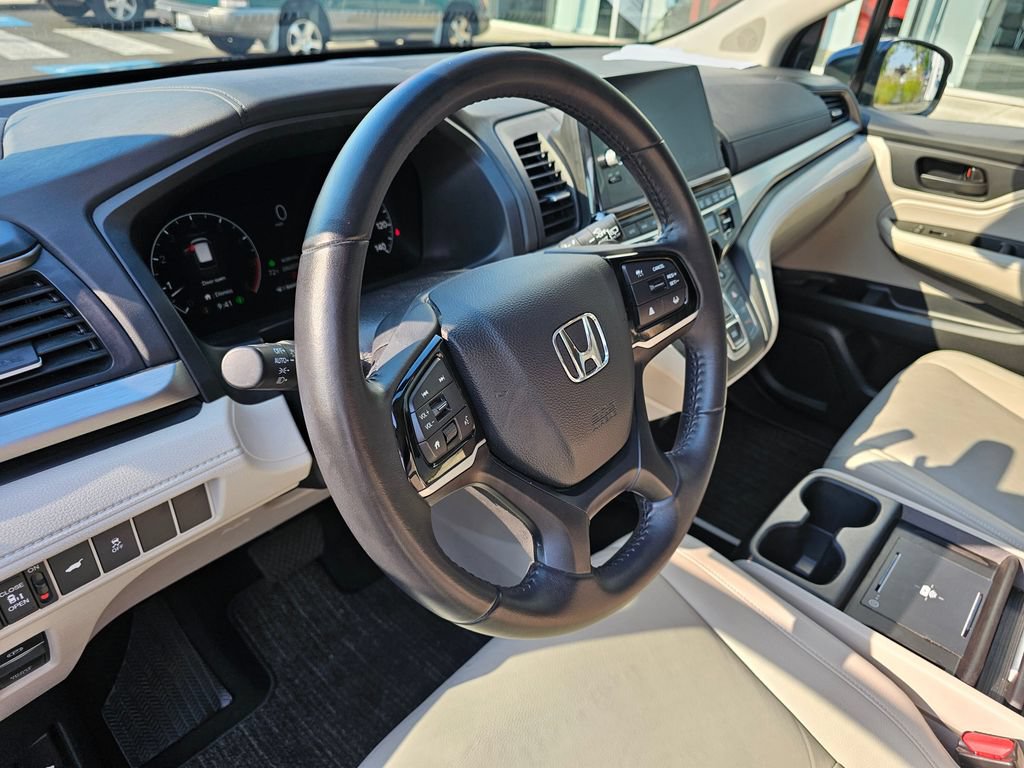 Used 2025 Honda Odyssey EX-L image 23