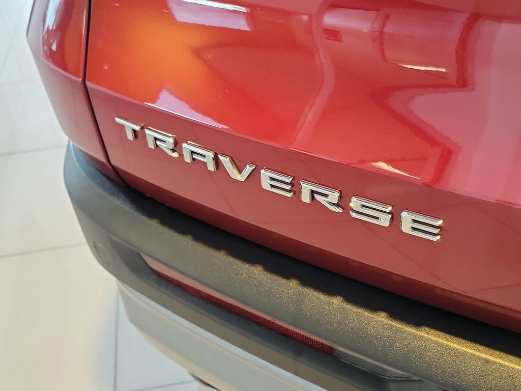 Used 2026 Chevrolet Traverse LT image 21