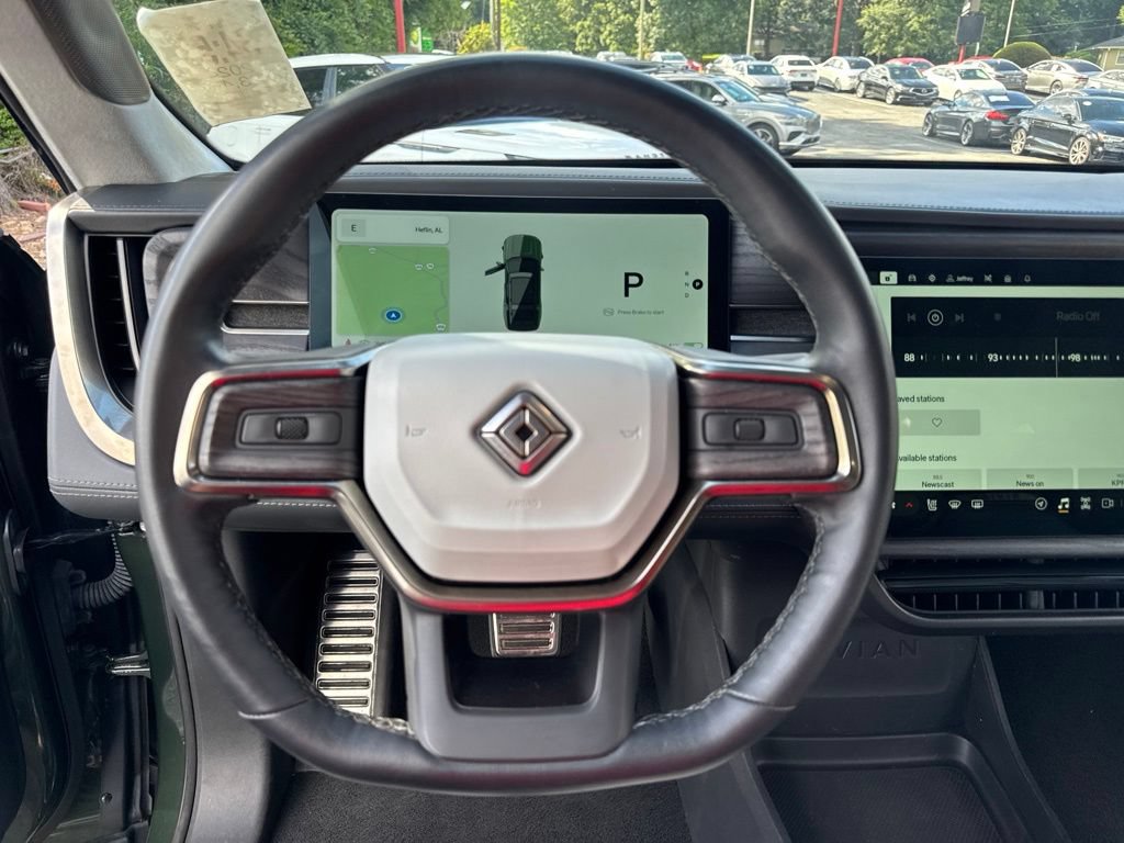 Used 2024 Rivian R1S Adventure AWD/4WD image 17