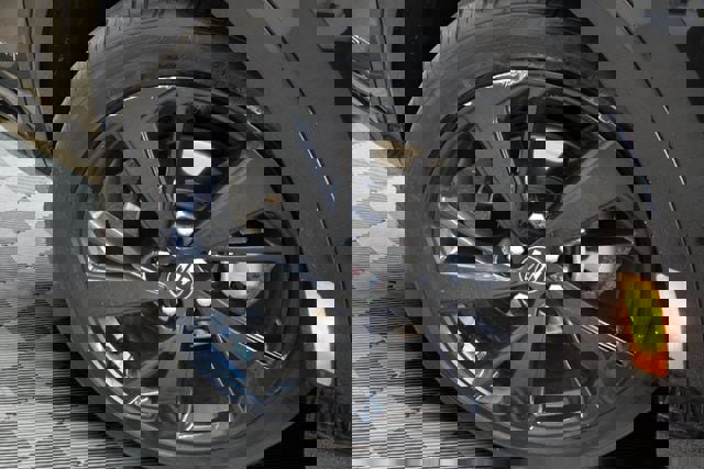 Used 2025 Buick Envision Sport Touring image 14