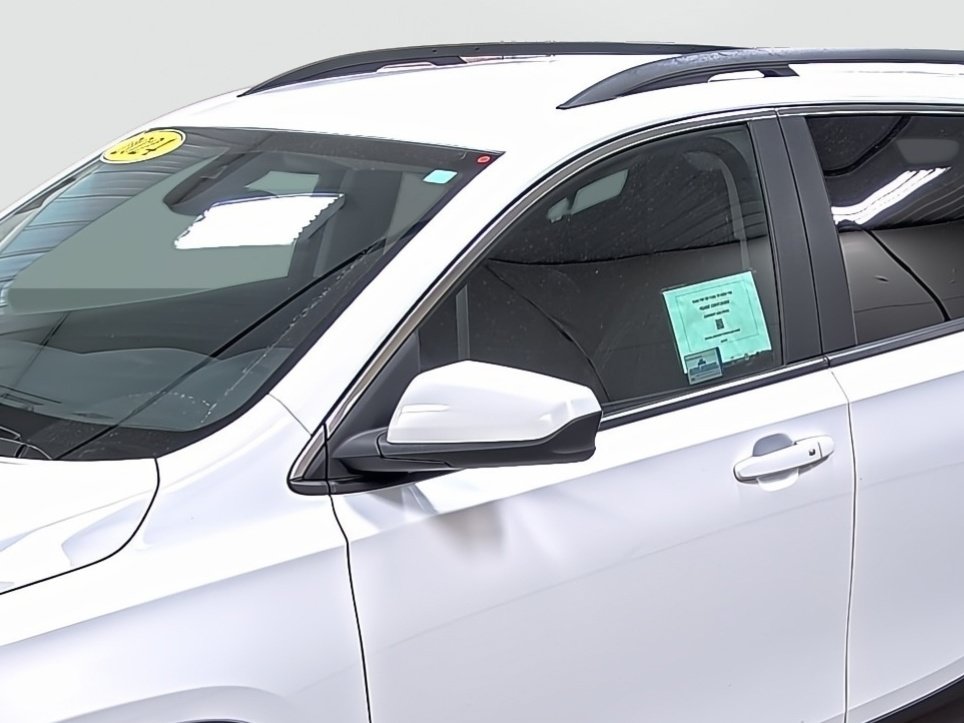 Used 2024 GMC Terrain SLE w/ Driver Convenience Package AWD/4WD image 8