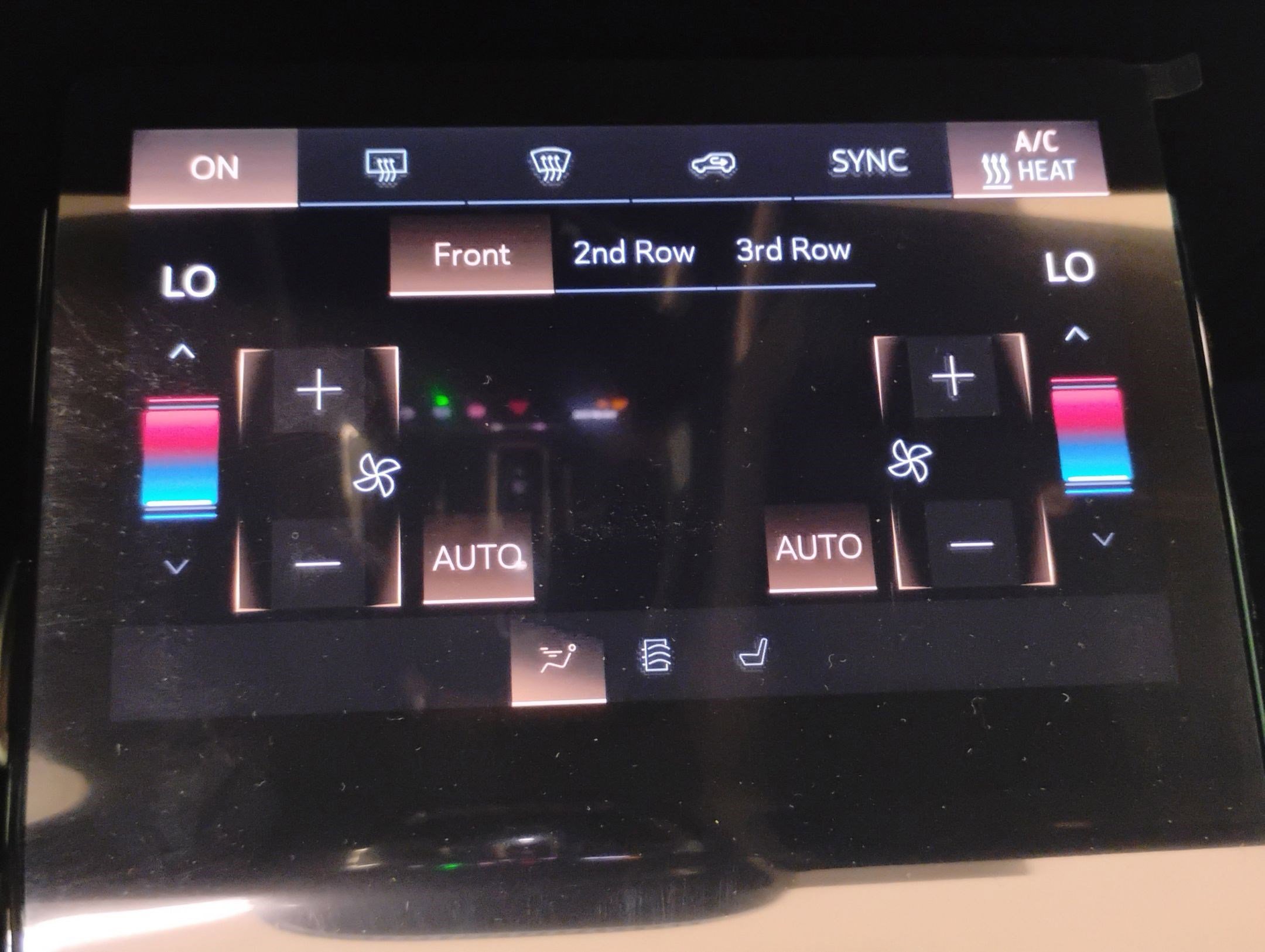 New 2026 Cadillac Vistiq Sport w/ LPO, Floor Liner Package image 38