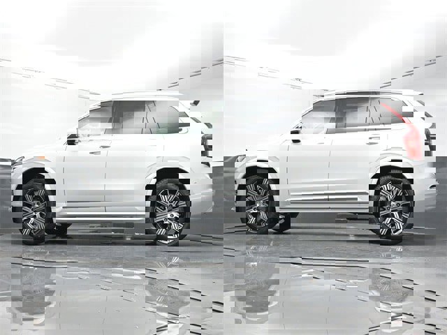 New 2025 Volvo XC90 B6 Plus w/ Protection Package Premier image 41