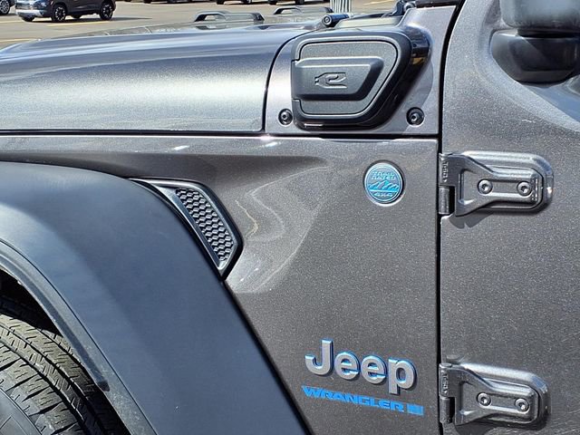 Used 2024 Jeep Wrangler Unlimited w/ Convenience Group image 26