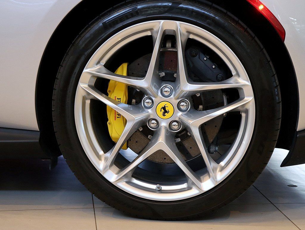 Certified 2021 Ferrari Roma image 66