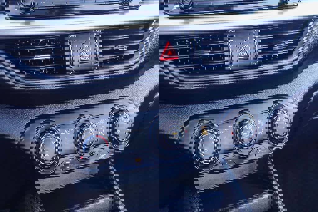 Certified 2024 Kia Forte LXS image 21