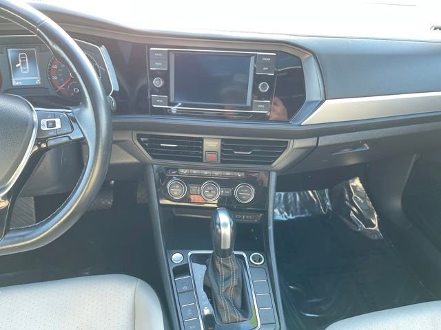 Used 2021 Volkswagen Jetta R-Line w/ R-Line Cold Weather Package image 17