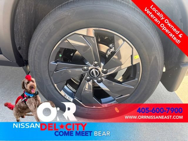 New 2026 Nissan Rogue SV AWD/4WD image 9