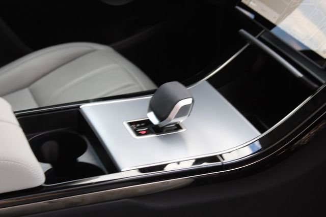 Used 2025 Land Rover Range Rover Evoque S image 28