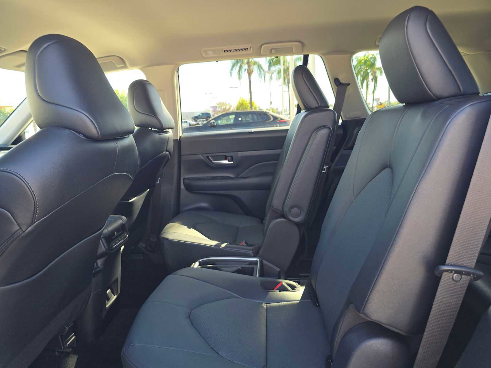 Certified 2025 Toyota Grand Highlander XLE image 17