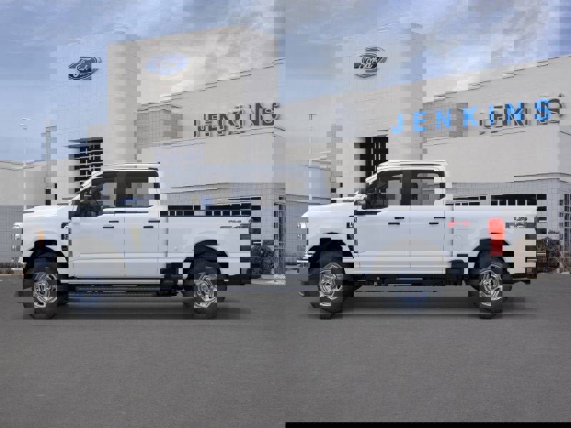 New 2026 Ford F350 XL image 3