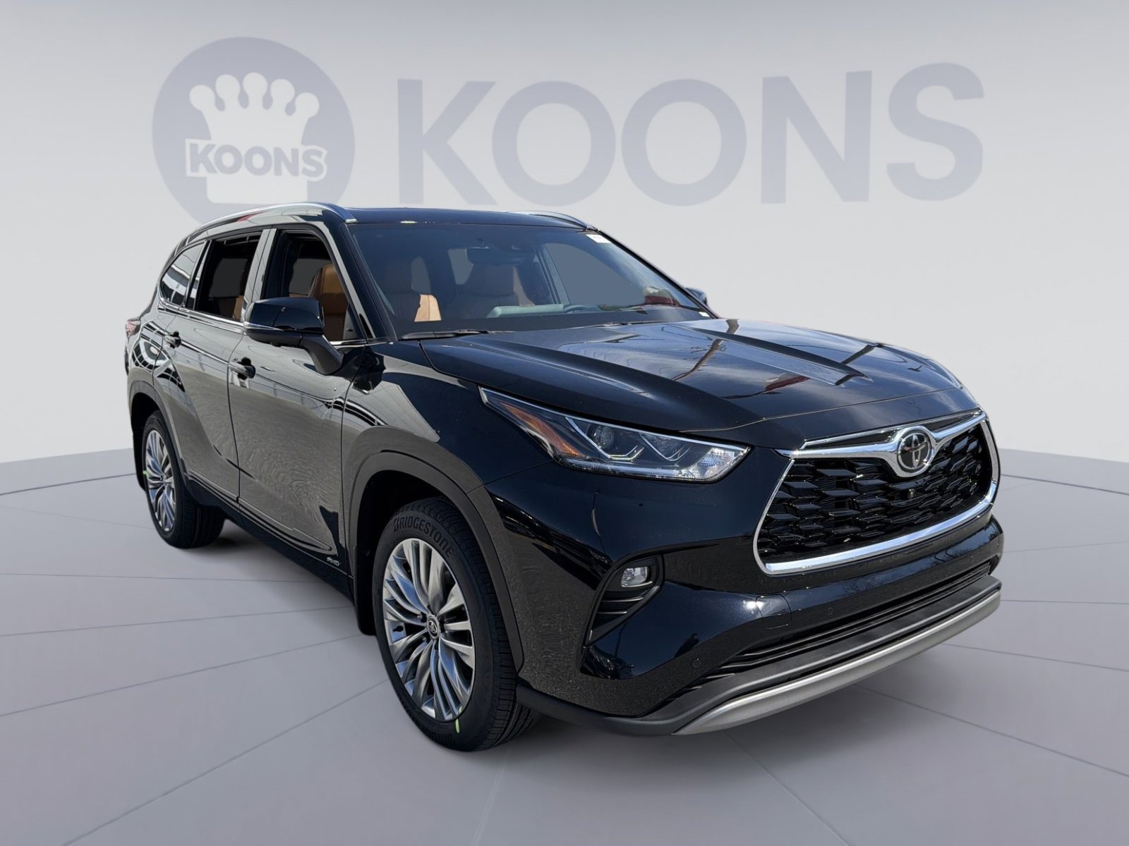 New 2026 Toyota Highlander Platinum image 10