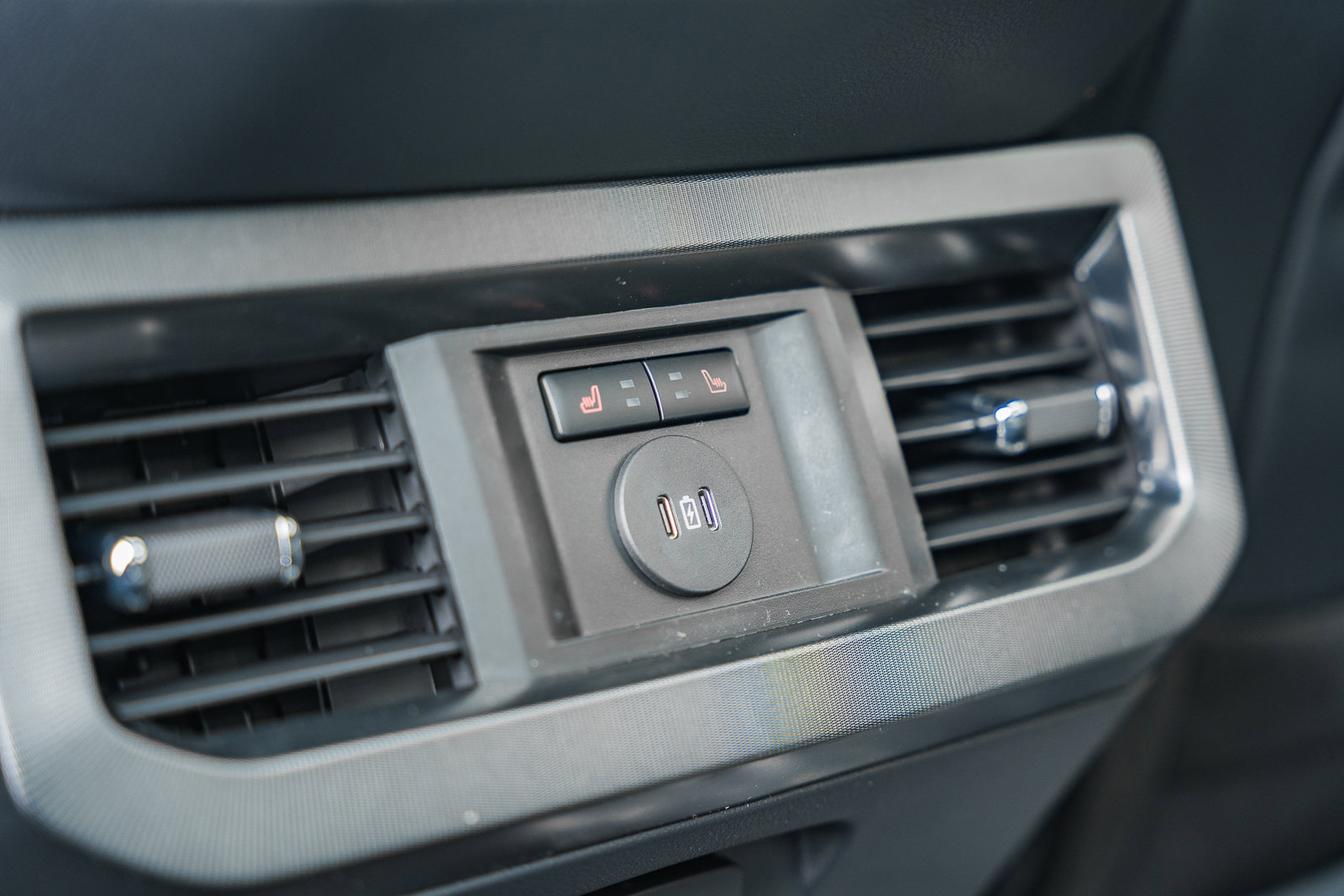 New 2026 Ford F250 Platinum image 44