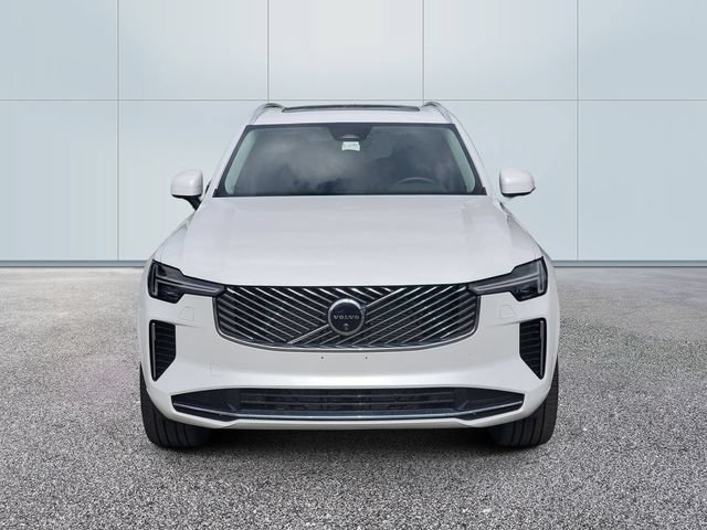 Certified 2025 Volvo XC90 B6 Plus AWD/4WD image 2
