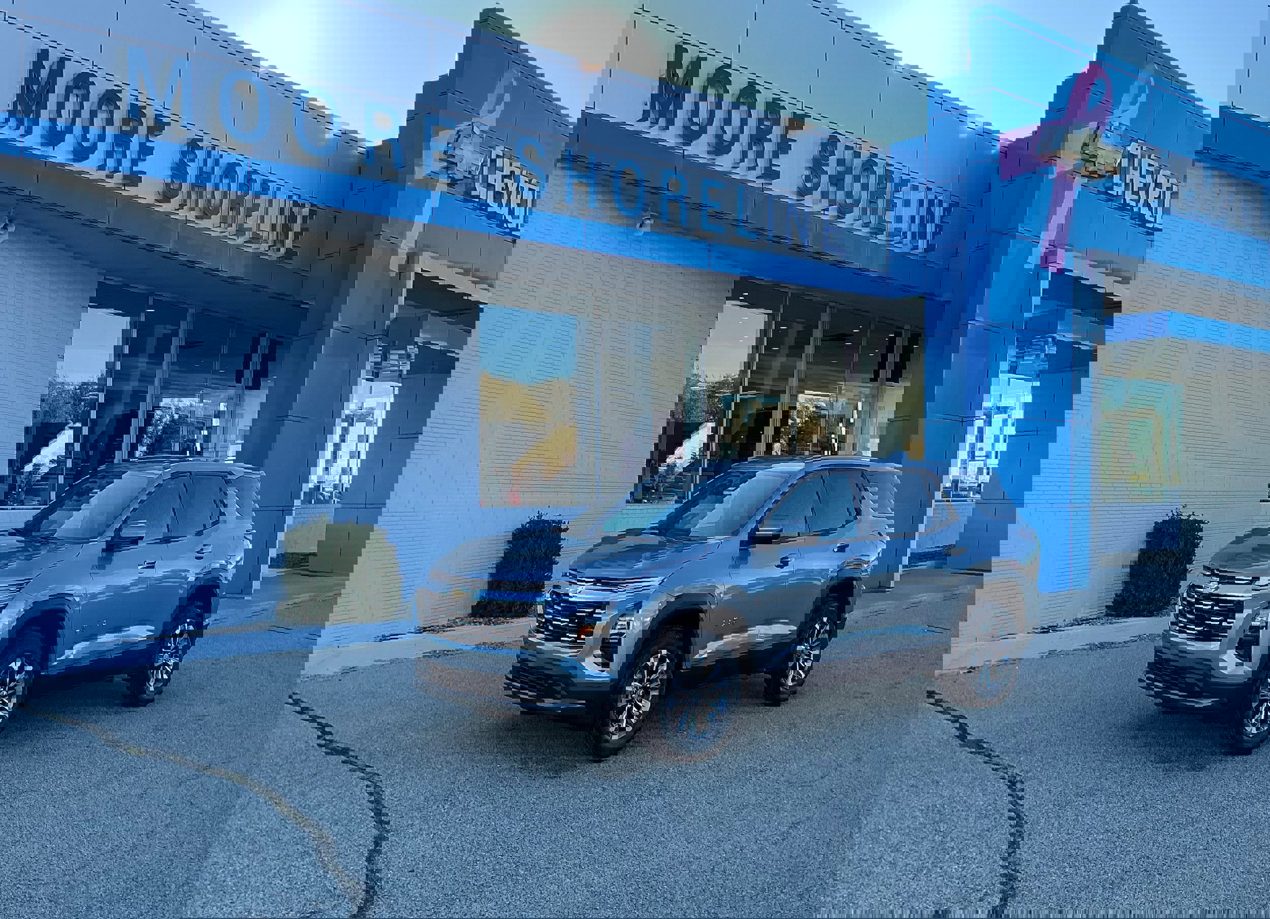 New 2026 Chevrolet Equinox LT w/ Convenience Package II image 1