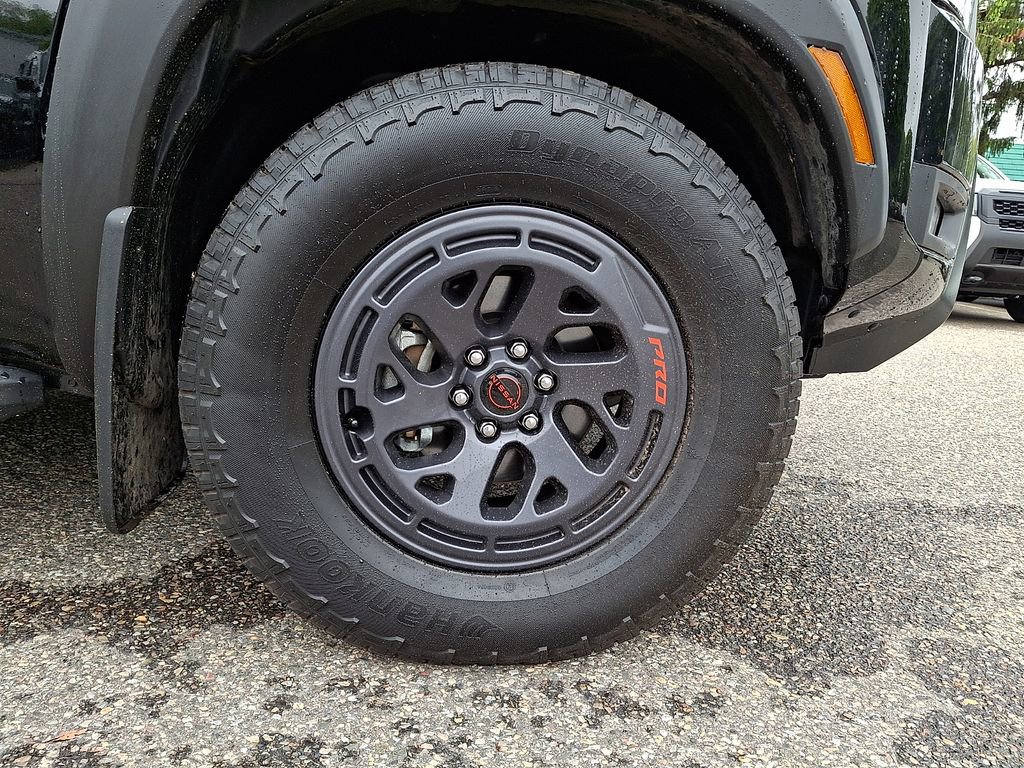 Certified 2025 Nissan Frontier PRO-4X w/ Pro Premium Package AWD/4WD image 10
