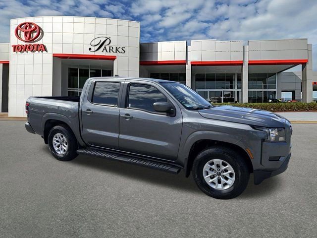 Used 2024 Nissan Frontier SV w/ Tow Package image 1