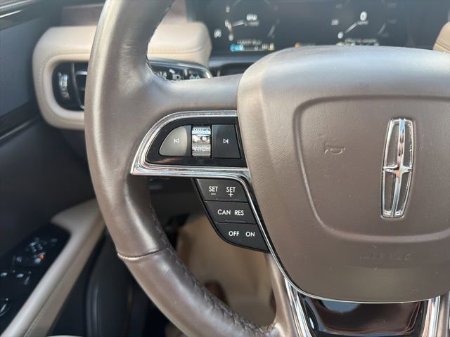 Used 2023 Lincoln Nautilus Reserve AWD/4WD image 28