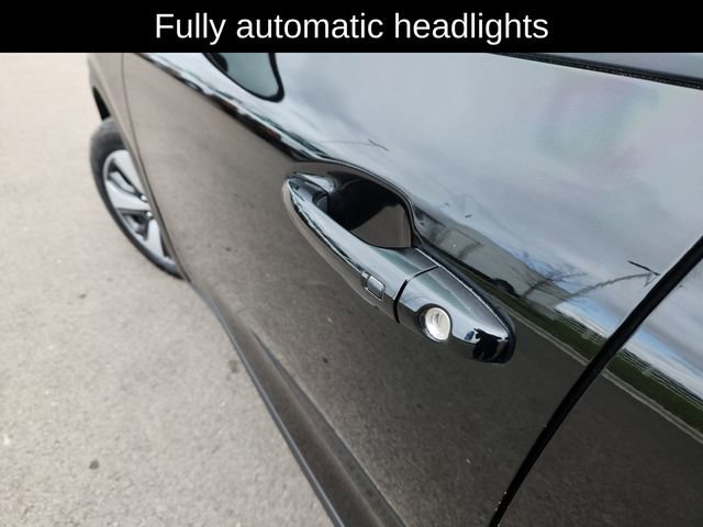 Used 2017 Kia Niro LX image 19