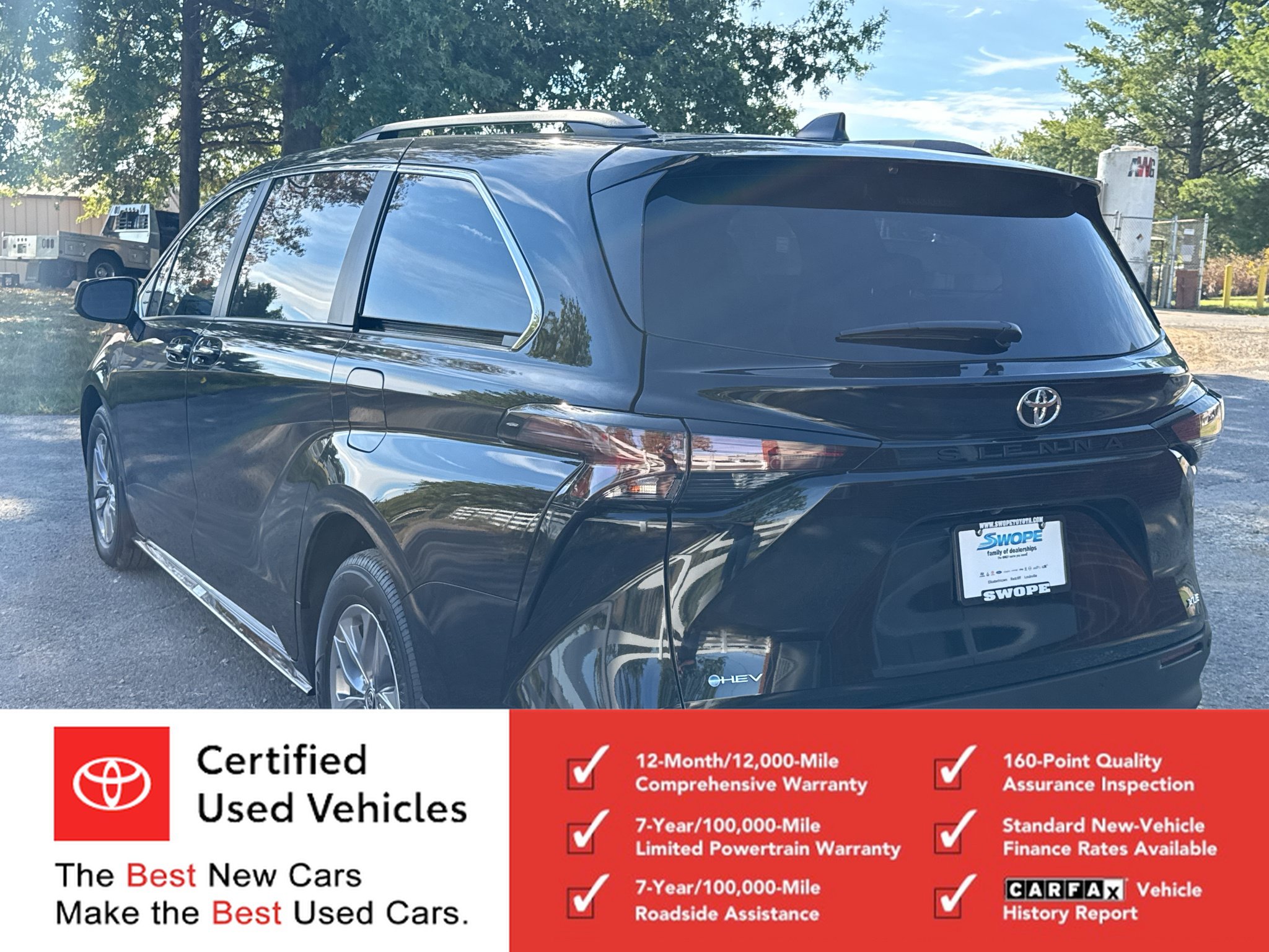 Certified 2026 Toyota Sienna XLE FWD image 5