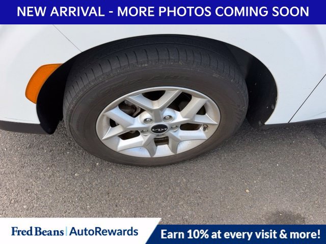 Used 2023 Kia Soul S FWD image 4