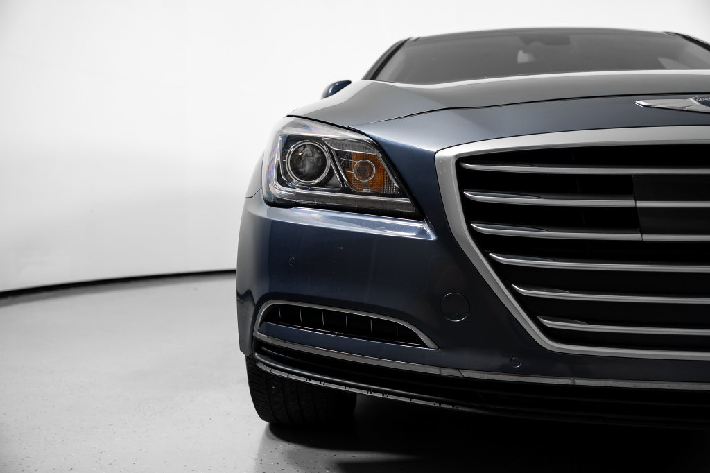 Used 2015 Hyundai Genesis 3.8 w/ Option Group 03 RWD image 16
