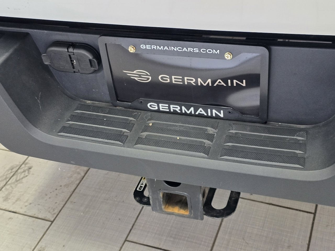 Certified 2024 Toyota Tacoma SR AWD/4WD image 15