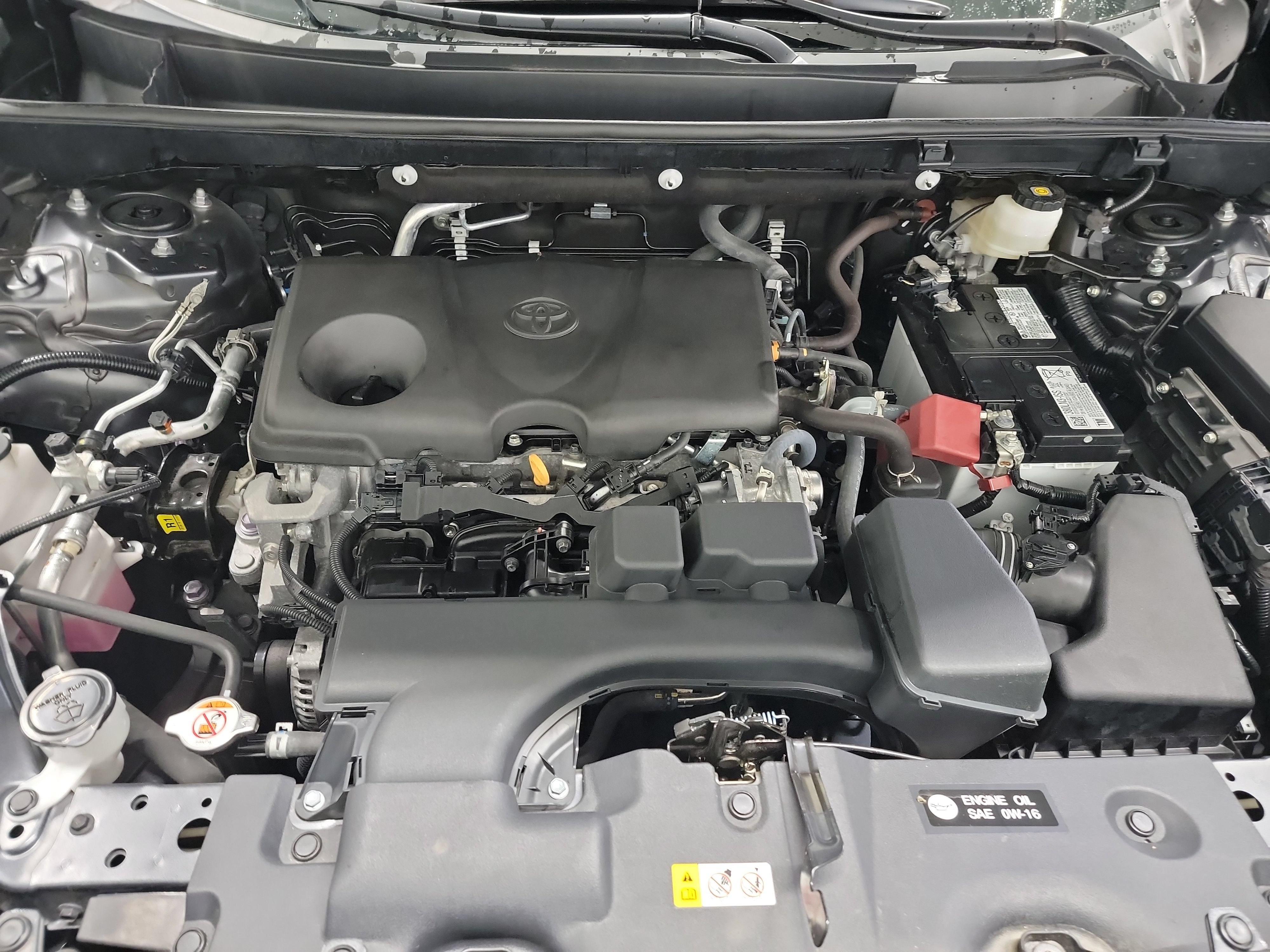 Used 2023 Toyota RAV4 LE AWD/4WD image 24
