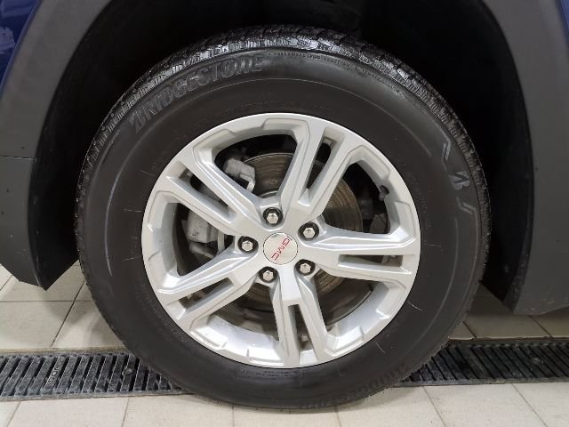 Used 2022 GMC Terrain SLE w/ Driver Convenience Package image 18