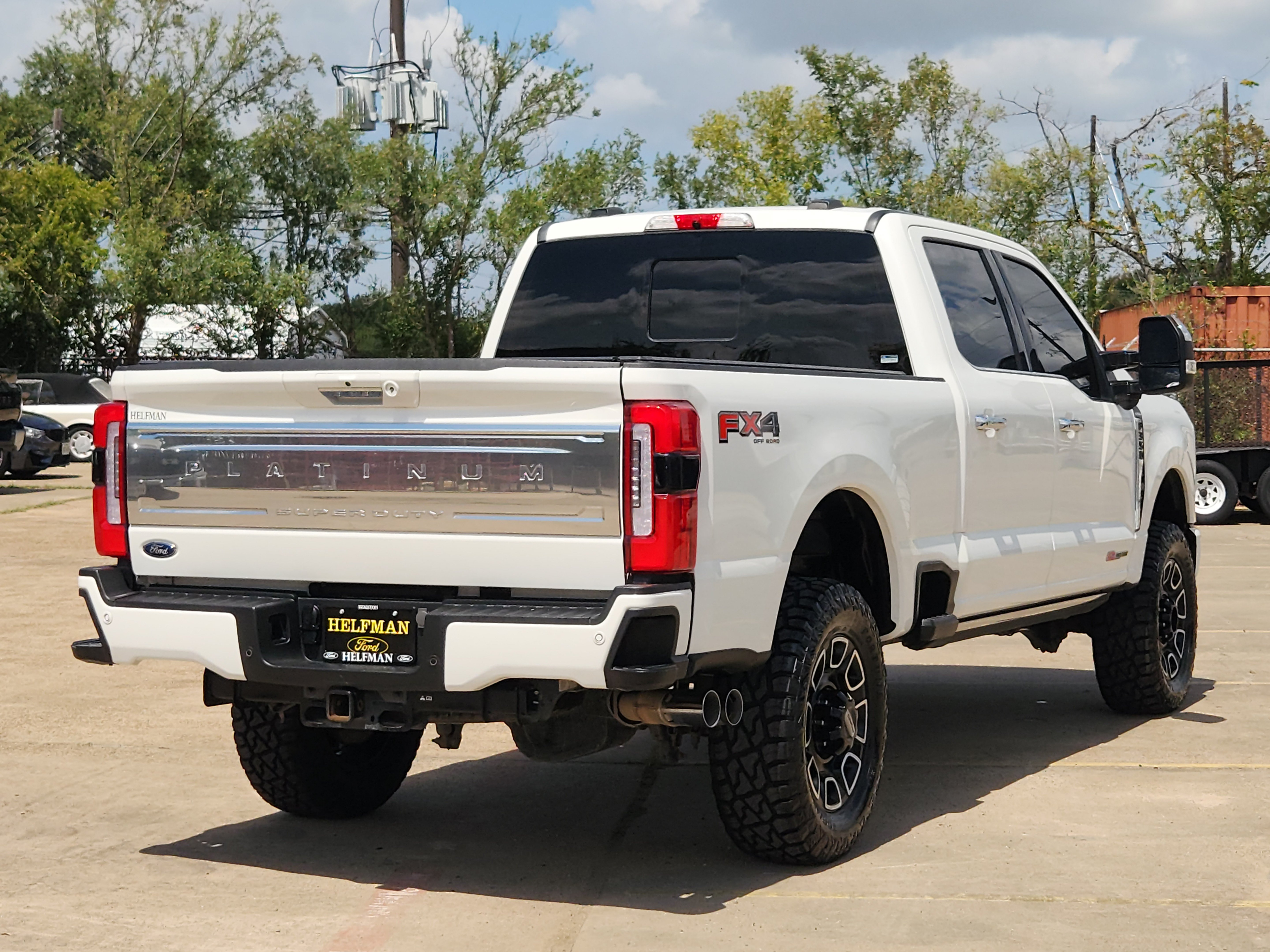 Used 2024 Ford F350 Platinum AWD/4WD image 3