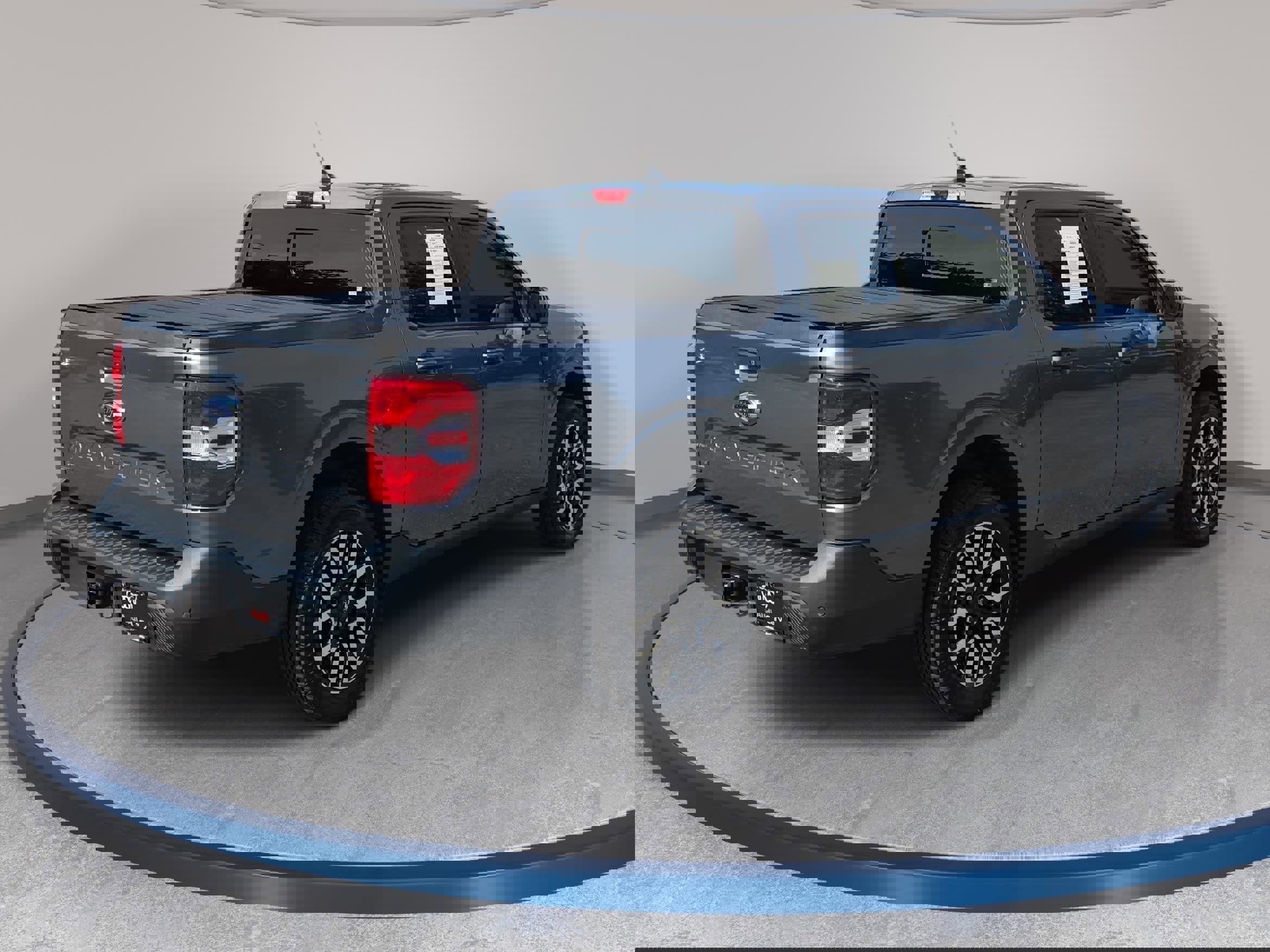 Used 2022 Ford Maverick Lariat w/ Lariat Luxury Package FWD image 5