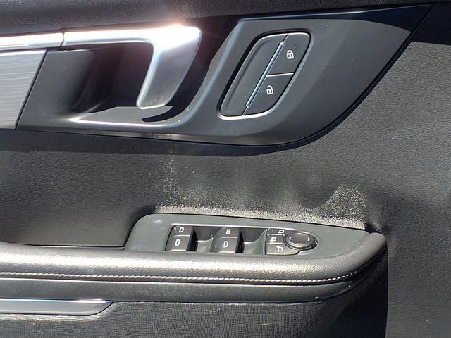 Used 2025 Buick Enclave Preferred FWD image 16