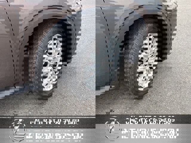 Used 2019 INFINITI QX50 Essential w/ Premium Heat Package image 11