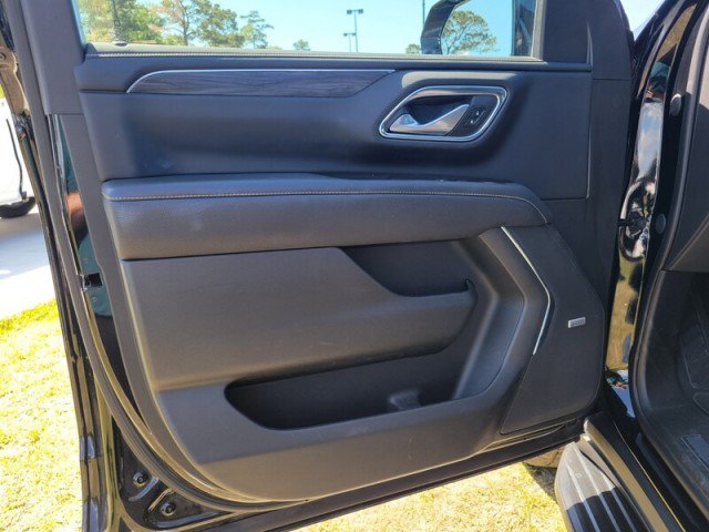 Used 2022 GMC Yukon XL SLT AWD/4WD image 24