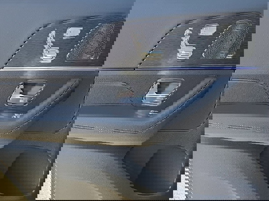 New 2026 Mercedes-Benz GLS 450 4MATIC image 32