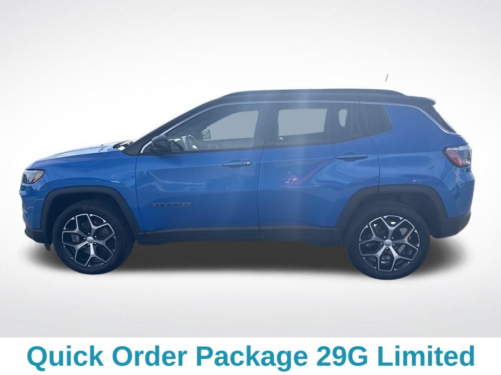 Used 2024 Jeep Compass Limited AWD/4WD image 2