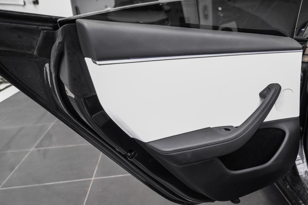 Used 2025 Tesla Model 3 Performance AWD/4WD image 42