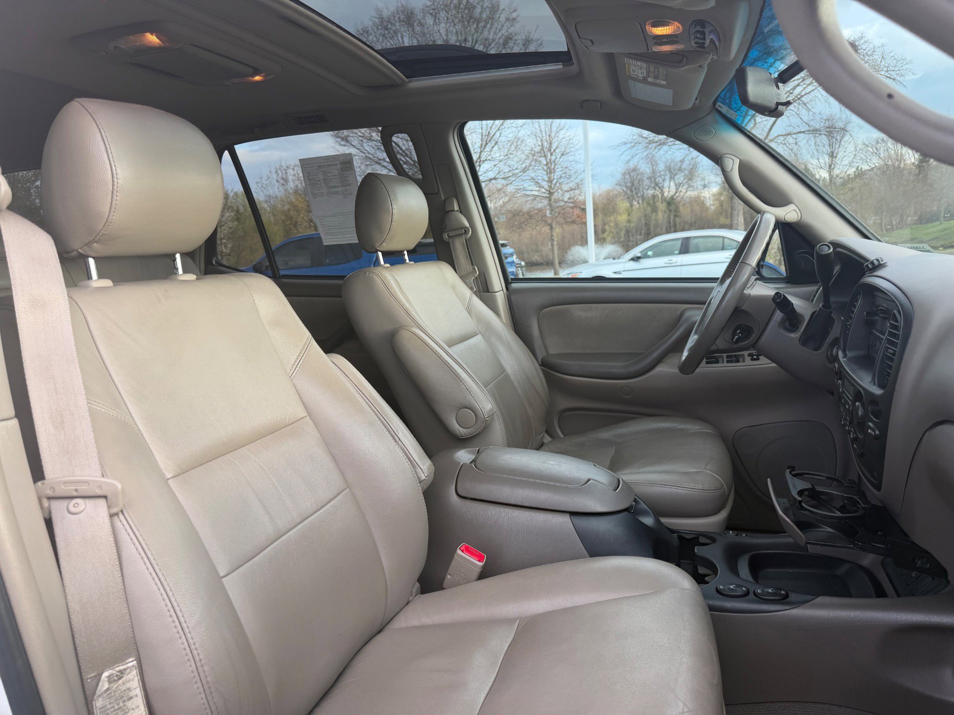 Used 2007 Toyota Sequoia SR5 AWD/4WD image 26