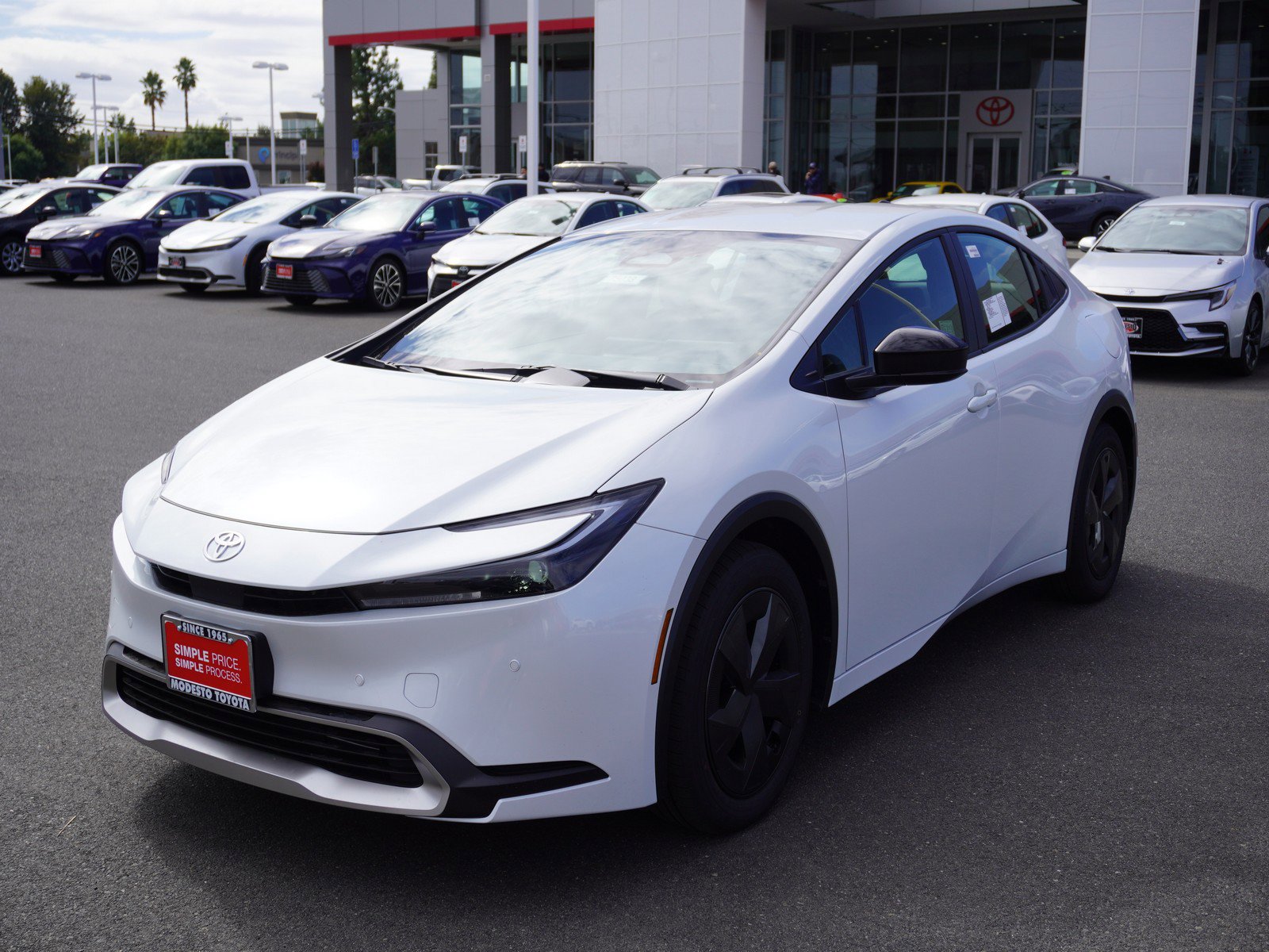 New 2026 Toyota Prius Plug-In Hybrid image 7