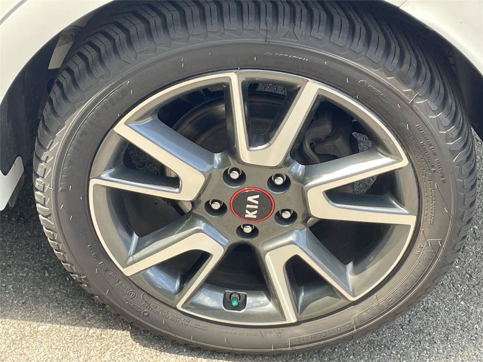 Used 2020 Kia Soul GT-Line Turbo FWD image 11