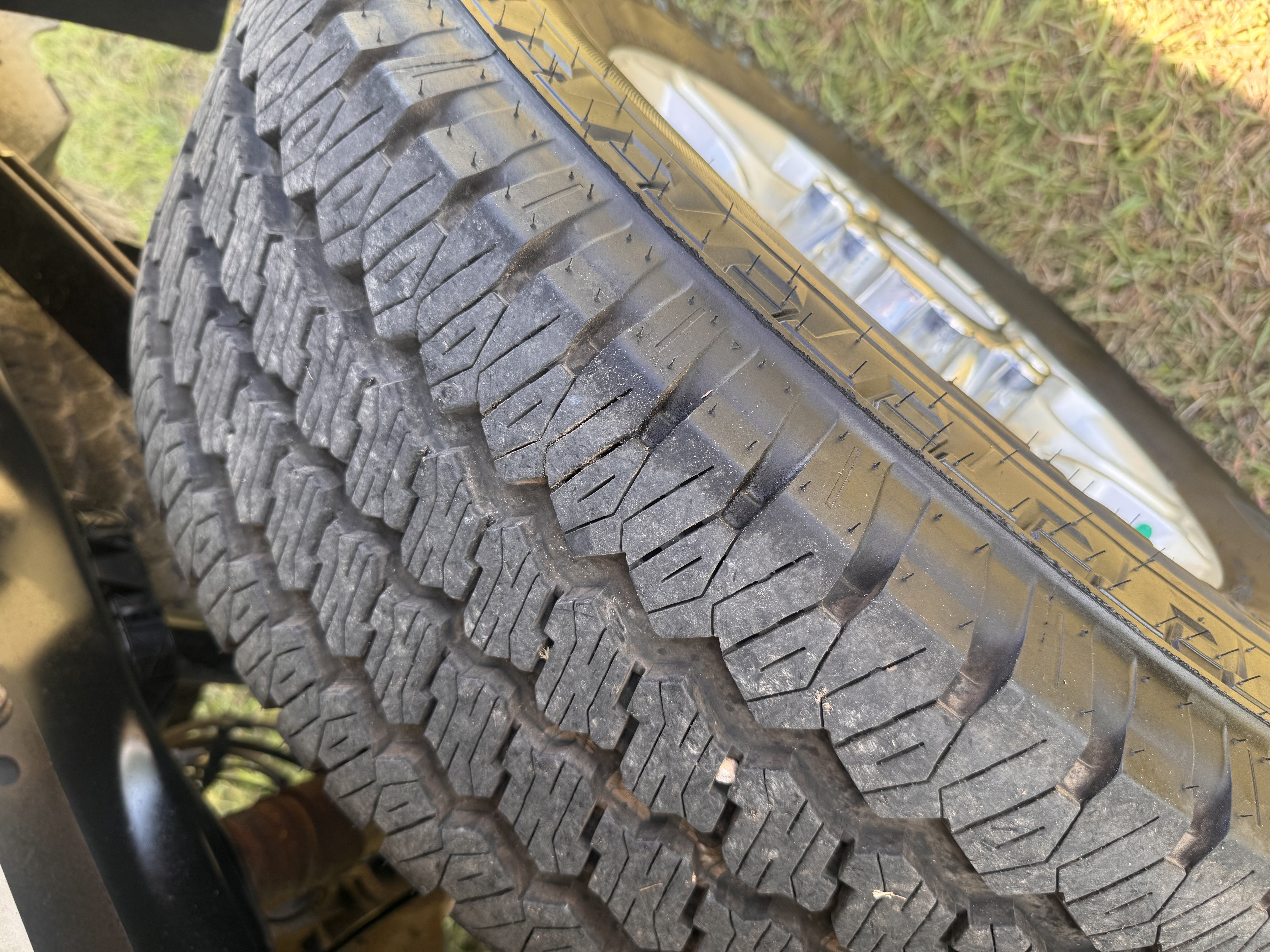 Used 2021 Ford F250 XL w/ STX Appearance Package AWD/4WD image 13