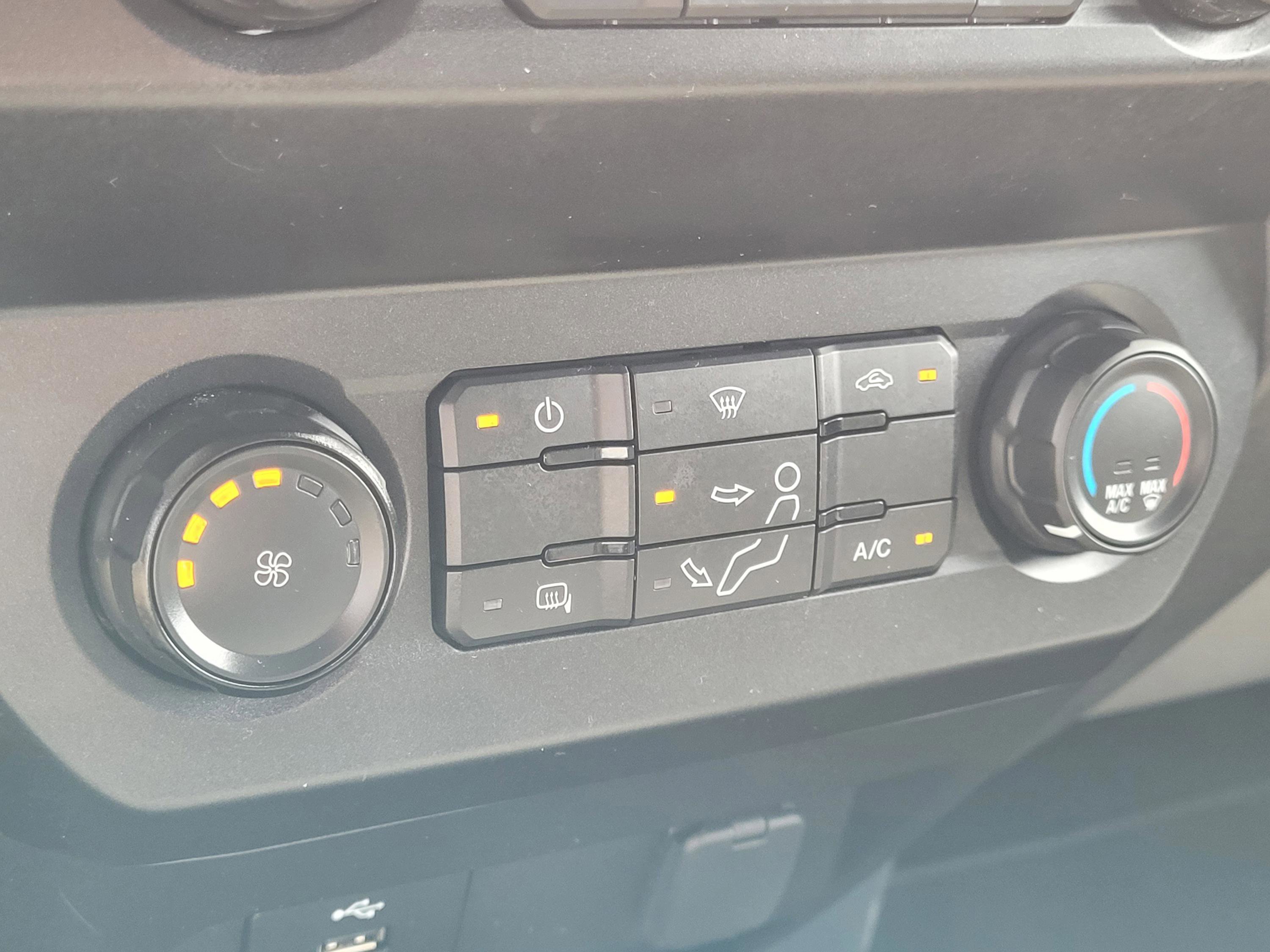Used 2022 Ford F250 XL w/ STX Appearance Package AWD/4WD image 22