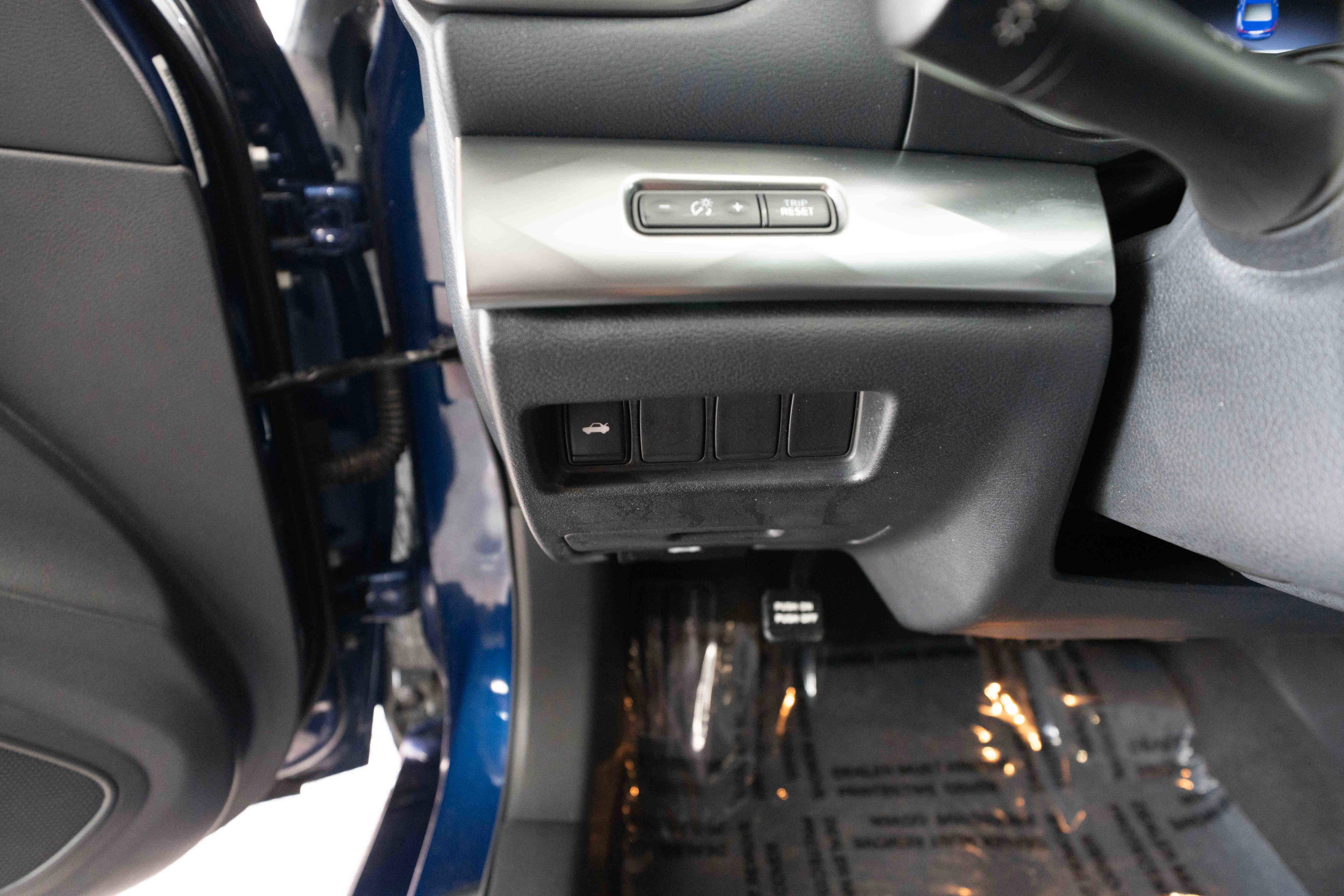 Used 2022 Nissan Maxima SV w/ Floor Mat Group image 11